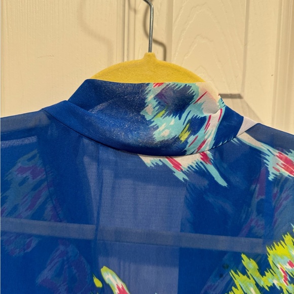 Sheer Peach Love Cream brand blouse - Picture 5 of 5